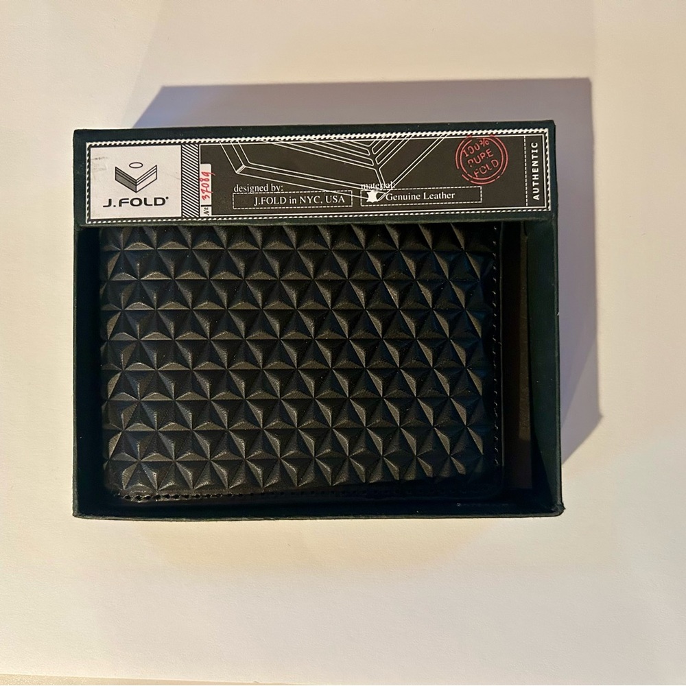 J. FOLD Black Textured Leather Slim Wallet